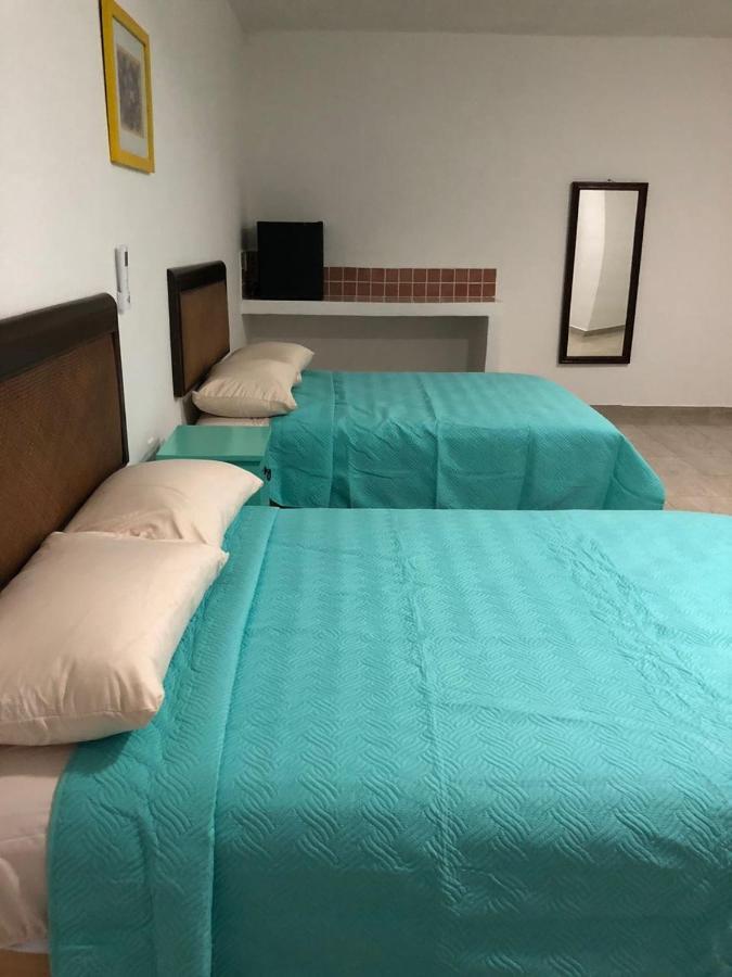 Airport Sleepy Inn Cancún Buitenkant foto